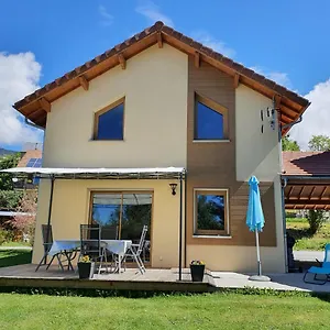  Hébergement de vacances Belle Calme à La Montagne